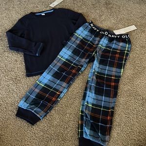 Fleece Pajama Set- NWT! Size Medium!